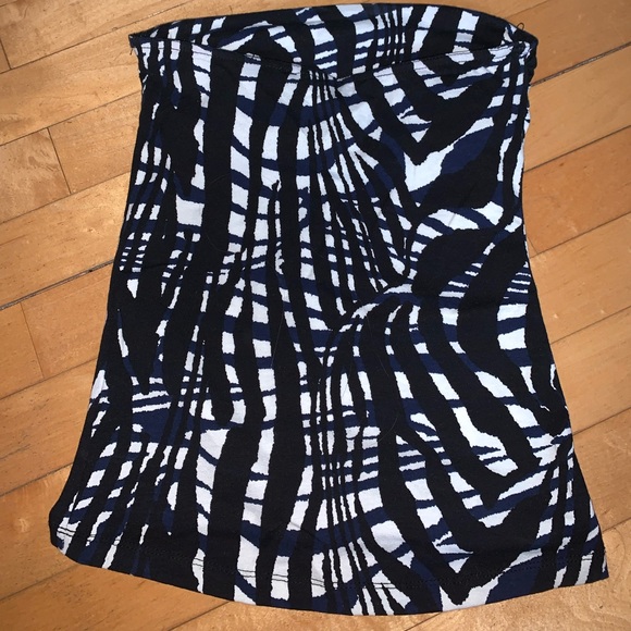 ⭐️HOST PICK⭐️ [XS]👚NWOT - H&M tube top - Picture 2 of 5